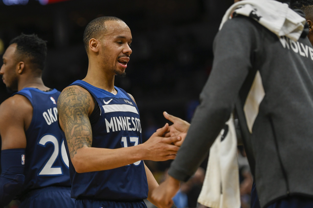 迎来反弹！康宁汉姆收获20+7+14+5，活塞轻取国王（状态回升！康宁汉姆砍下20+7+14+5，活塞轻松击败国王）