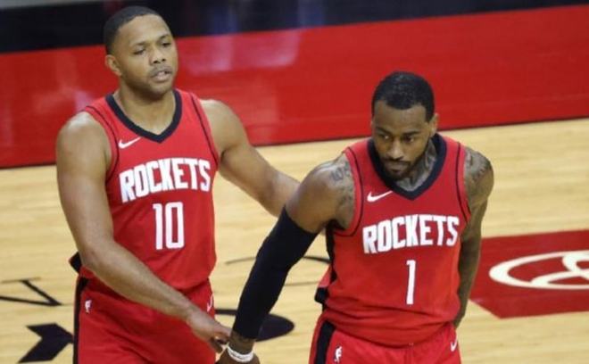 英格拉姆首节高效表现，为球队奠定基础（英格拉姆首节高效发挥，助球队打下良好开局）