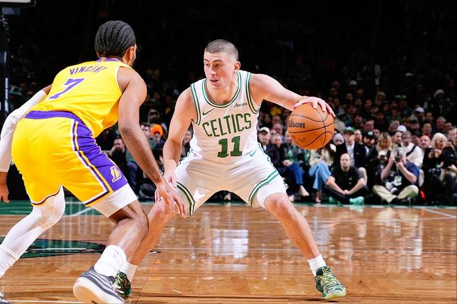 特尔施特根社媒晒恢复训练照片：很高兴归队（特尔施特根社媒晒复训照：开心重返球队）