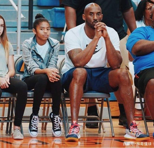 日本足协官方：铃木彩艳因伤缺席本月名单，野泽大志替补入选（日本足协通报：铃木彩艳伤退本月名单，野泽大志递补入选）