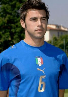 锡安：球队末节重新把强度提了起来 我们更渴望得到胜利（锡安：第四节再度提升强度，我们对胜利更为渴望）