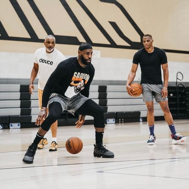 2025／26赛季英超：桑德兰简直就是纽卡的克星！历经十年桑德兰再次战胜纽卡（2025／26赛季英超：十年后桑德兰再胜纽卡，克星本色尽显）