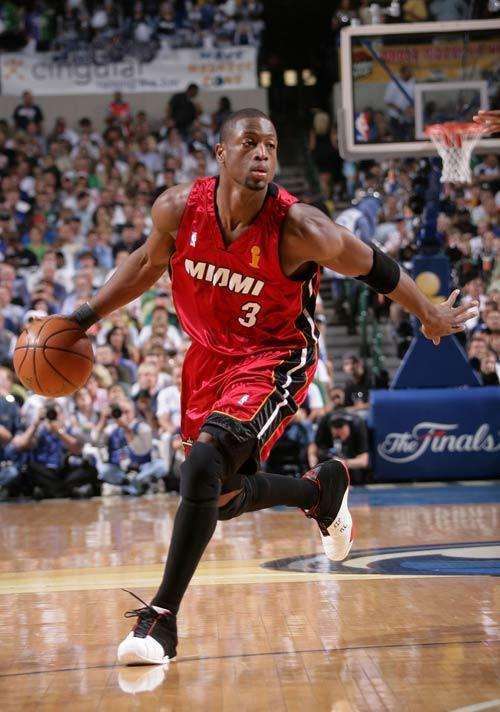 斯科尔斯：梅努需要离开 不理解俱乐部允许阿莫林这样对待他（斯科尔斯：梅努该走了，难以理解俱乐部纵容阿莫林如此对他）