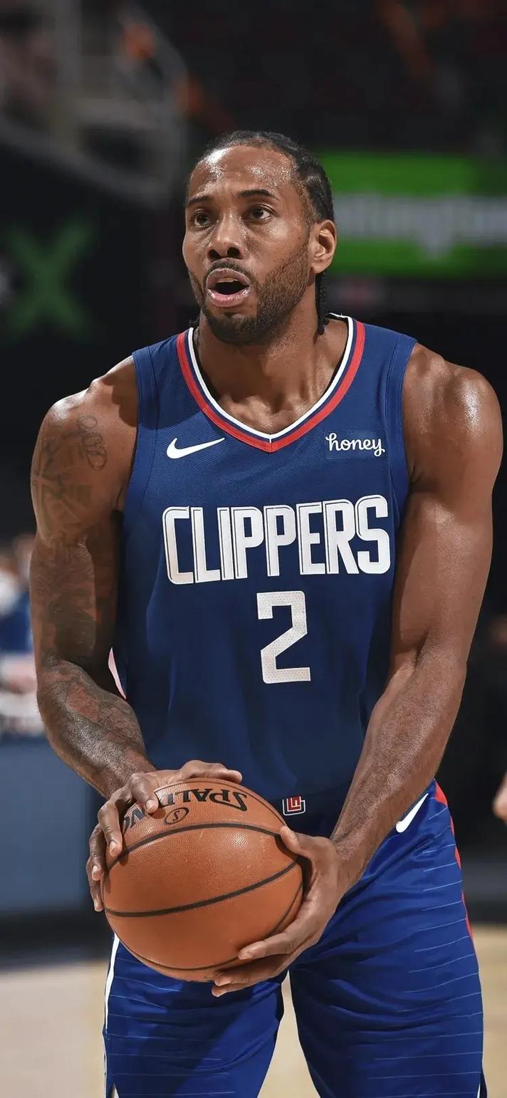 武贾西奇：东契奇是唯一让我想到科比的球员，他带着笑容打球（武贾西奇：只有东契奇让我想起科比，他总是笑着打球）