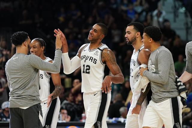 阿斯：因伤病埃雷拉下赛季或将离开博卡，也有可能挂靴退役（阿斯：伤病缠身，埃雷拉或在下赛季告别博卡，不排除选择退役）