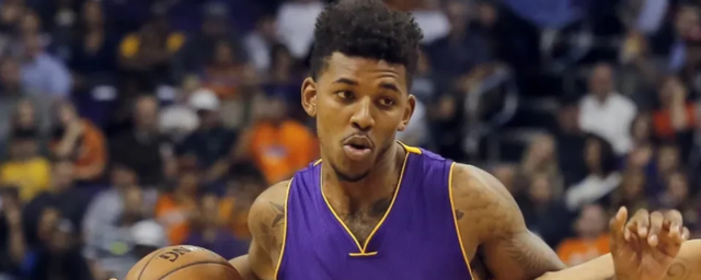 约尼查：喜欢玉溪的米线、水饺和烧烤；希望能在玉昆踢到退役（约尼查自曝钟爱玉溪米线、水饺与烧烤，盼在玉昆效力至退役）