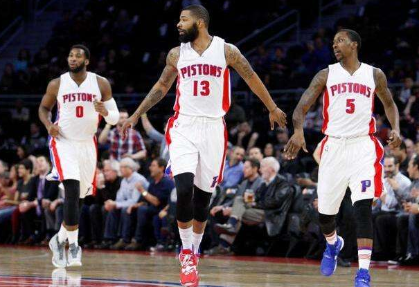 4大科技赋能足球，助力小球员身心脑体全面发展（四大科技加持足球，促小球员身心脑体全面成长）