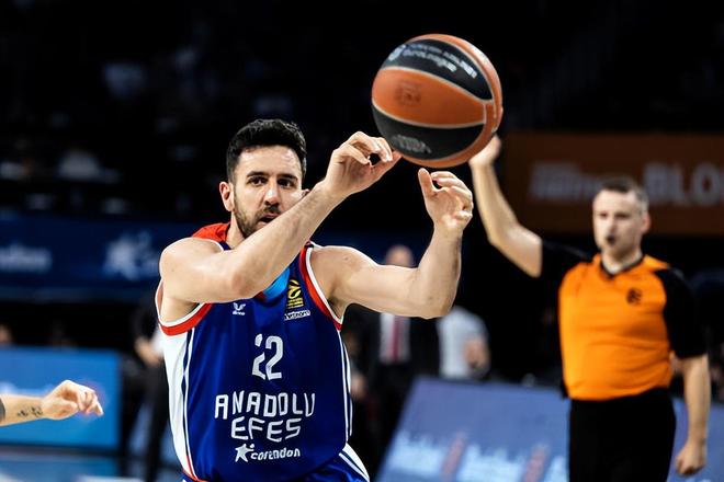 挪威在世界杯能走多远？哈兰德：让我们拭目以待（哈兰德展望挪威世界杯征程：能走多远，拭目以待）